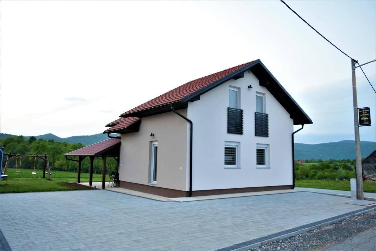 Guest House Tonka Оточац Экстерьер фото